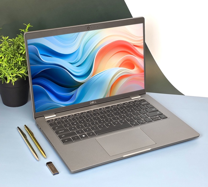 Dell Latitude 5420 realne zdjęcie produktu - powystawowy